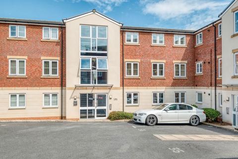 1 bedroom flat for sale, Hollington House, Dixon Close, Enfield, Redditch B97 6AJ