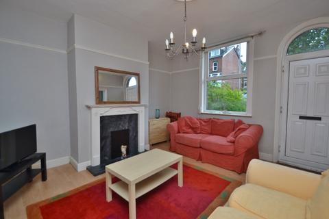 2 bedroom terraced house to rent, Wharfedale Avenue, Leeds LS7