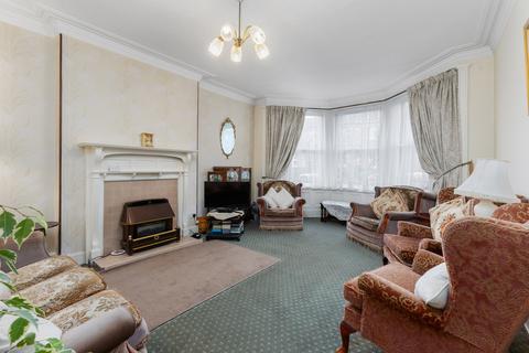 2 bedroom flat for sale, 33 Baronscourt Terrace, Willowbrae, EH8 7EN