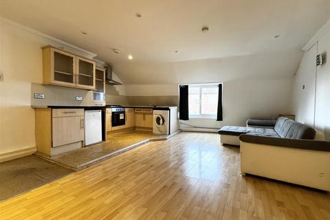 1 bedroom apartment to rent, Palmerston Road