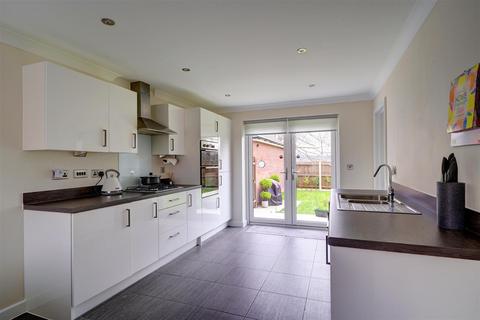 4 bedroom house for sale, Rackfields Drive, Kidderminster