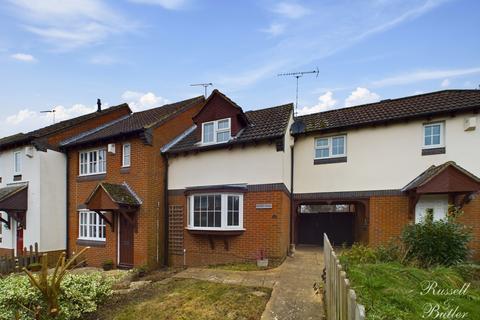 2 bedroom terraced house for sale, Avenue Road, Winslow