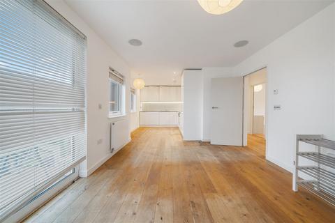 2 bedroom flat for sale, Rosebank Way, Acton