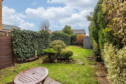 3 bedroom end of terrace house for sale, Bridleway Lane, Kingsnorth, TN23