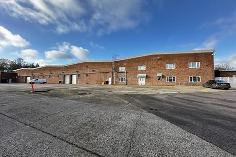 Industrial unit to rent, Unit 6, 5 Whiffler Road, Norwich, Norfolk, NR3 2AL