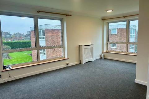 2 bedroom house to rent, Bembridge Gardens, Ruislip HA4