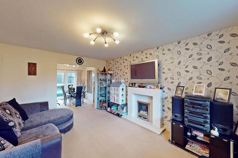 4 bedroom detached house to rent, Hatton Fold, Atherton, M46