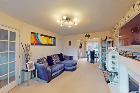 4 bedroom detached house to rent, Hatton Fold, Atherton, M46