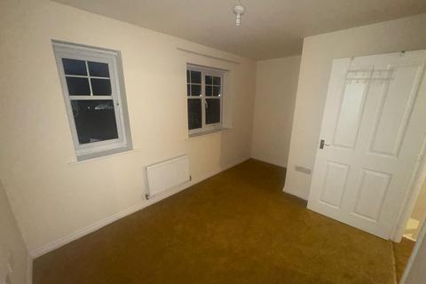 2 bedroom terraced house to rent, Manchester, M8