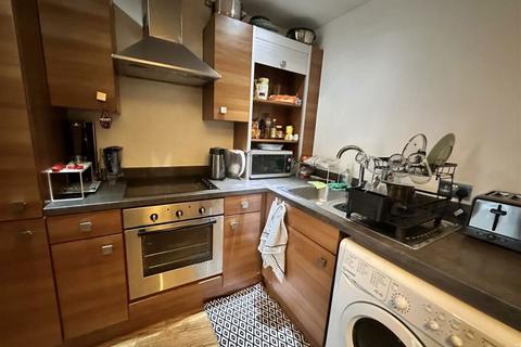 2 bedroom flat for sale, 138 Chapel Street, Salford, Greater Manchester, M3 6DE