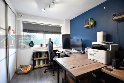 10 Dean Place, Mosstodloch, Fochabers, IV32 7JE