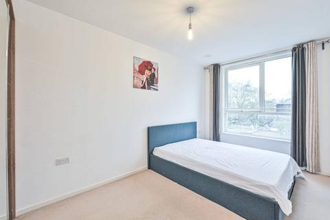 2 bedroom flat to rent, Grahame Park Way, Colindale, London, NW9