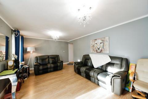 3 bedroom terraced house for sale, Heyford Way, Birmingham B35