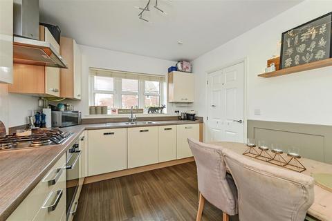 3 bedroom semi-detached house for sale, Stalls Road, Andover