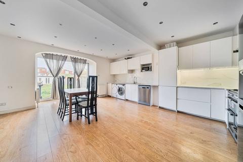 4 bedroom semi-detached house for sale, Southlands Road, Bromley, BR2