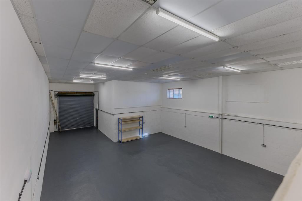 6 R1 A1327-HDR.jpg