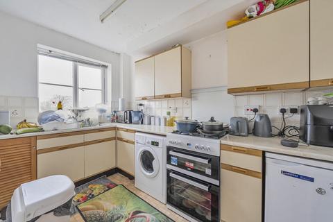 undefined, Overton Road, Sutton