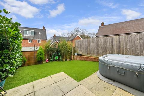 3 bedroom semi-detached house for sale, Poplar Close, Liphook