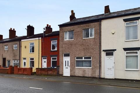 2 bedroom terraced house for sale, High Street, Manchester M46