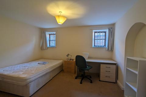 4 bedroom apartment to rent, Cowley, Oxford, Oxfordshire, OX4