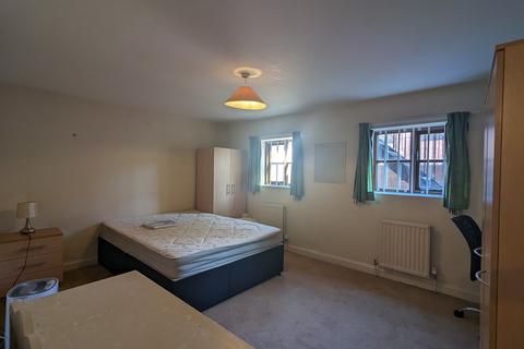 4 bedroom apartment to rent, Cowley, Oxford, Oxfordshire, OX4