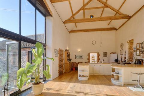 4 bedroom barn conversion for sale, Felbrigg Road, Felbrigg, Norwich