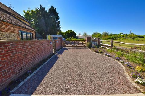 undefined, Felbrigg Road, Felbrigg, Norwich