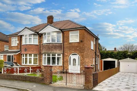 3 bedroom semi-detached house to rent, Okehampton Crescent, Sale