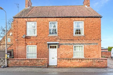 3 bedroom apartment for sale, High Street, Collingham, Newark