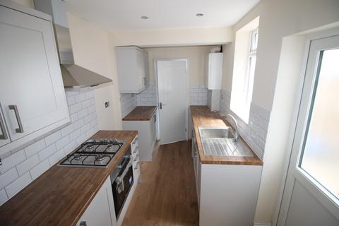 3 bedroom terraced house to rent, High Wycombe HP11