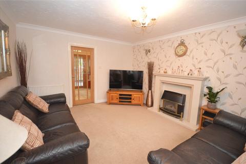 4 bedroom semi-detached house for sale, Markington Place, Leeds, West Yorkshire