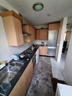 1 bedroom flat to rent, Surrey Lane, London SW11