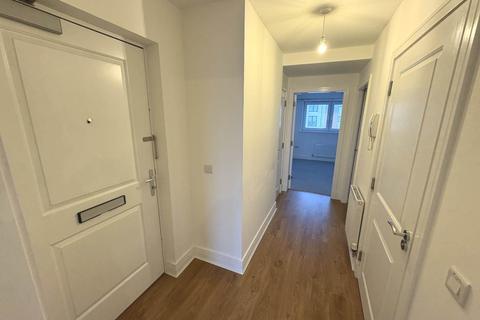 2 bedroom flat to rent, Mulberry Crescent, Renfrew