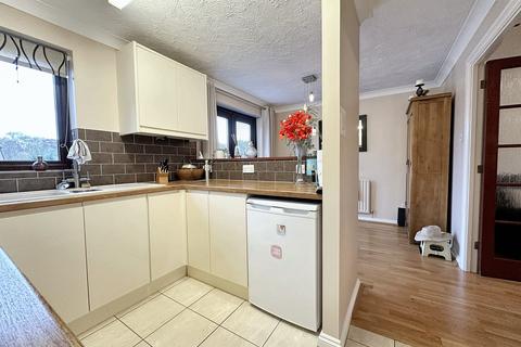 4 bedroom link detached house for sale, Downwood Close, Dibden Purlieu, SO45