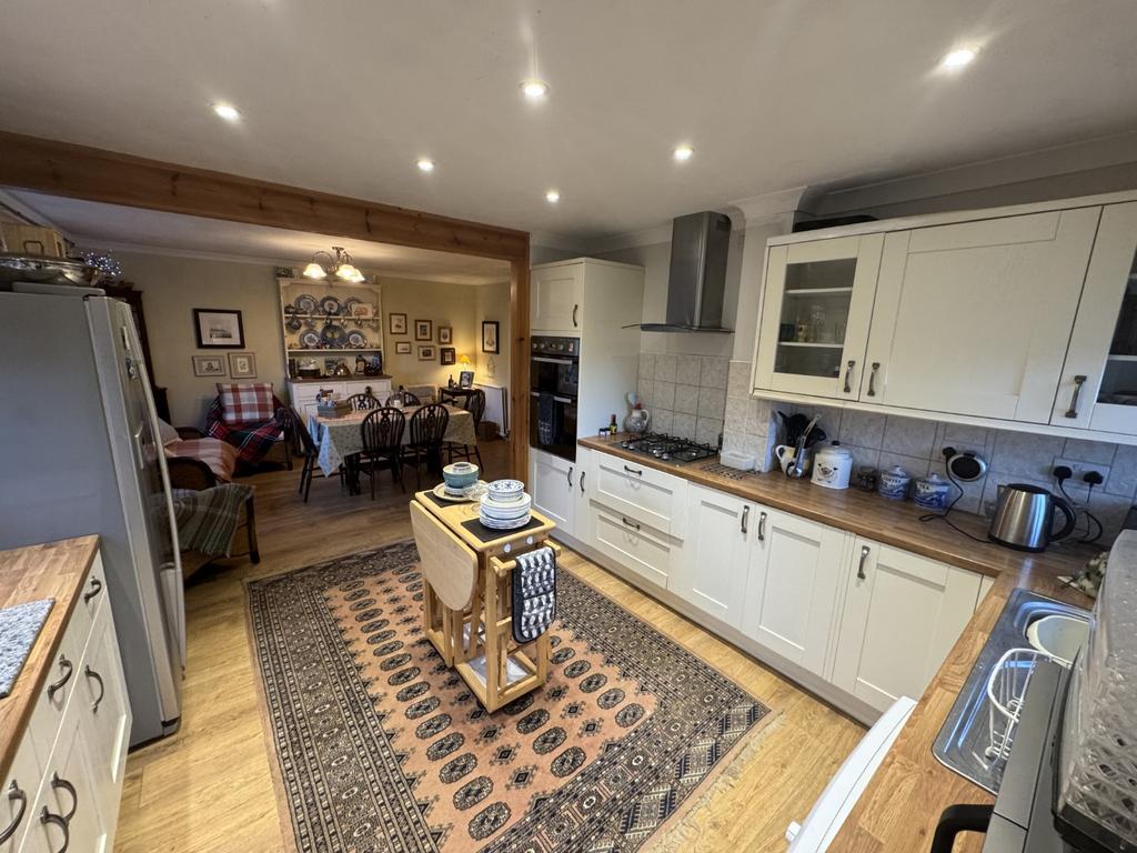 Open Plan Kitchen and Dining Room