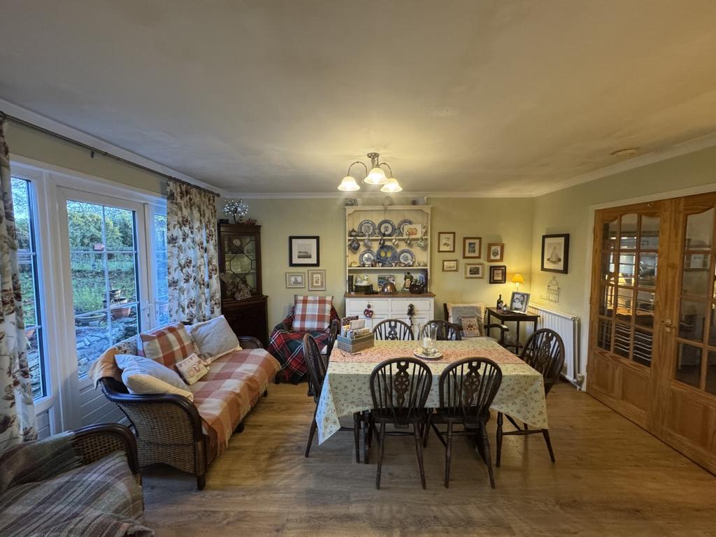 Open Plan Kitchen and Dining Room