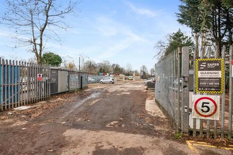 Industrial unit to rent, Field End Road, Ruislip HA4