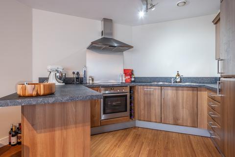 2 bedroom apartment for sale, Worsdell Drive, Gateshead NE8