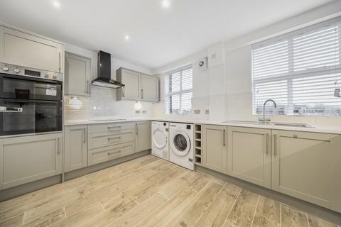 2 bedroom flat to rent, Wellesley Road London W4