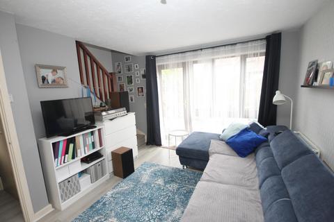 1 bedroom terraced house to rent, Sharples Green, Luton, LU3