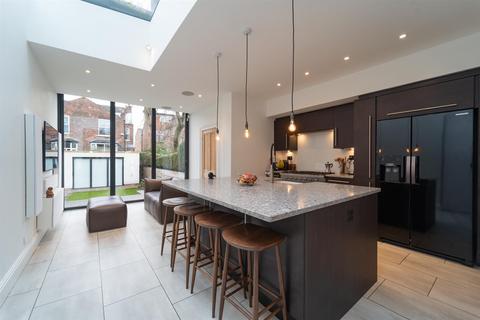 3 bedroom semi-detached house for sale, Whitelow Road, Chorlton Green