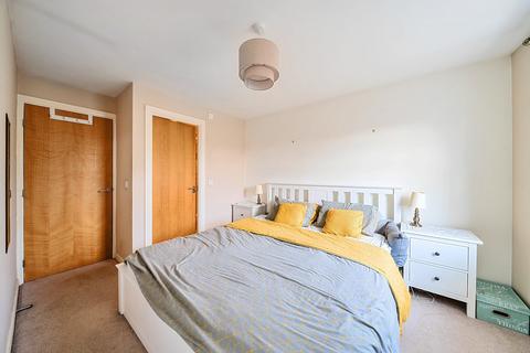 3 Glossop Way, Arlesey, SG15 6YG
