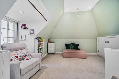 2 bedroom flat for sale, The Avenue, Beckenham