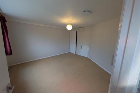 1 bedroom bungalow to rent, Kimbolton Road, Hail Weston, St.Neots