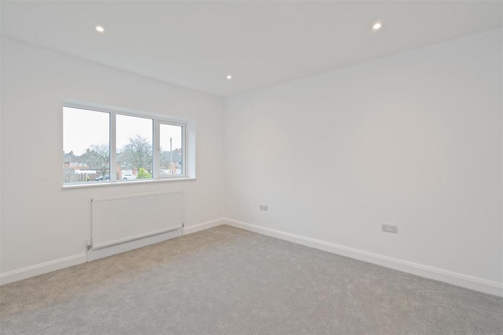 74 Willow Road 2.jpg