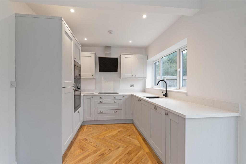 74 Willow Road 14.jpg