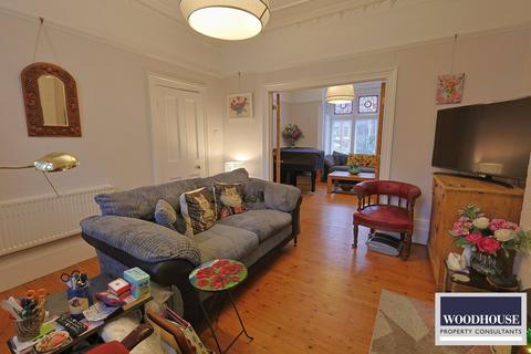 4 bedroom end of terrace house for sale, Muswell Road, London N10