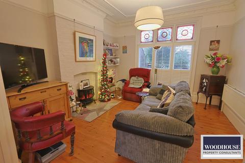 4 bedroom end of terrace house for sale, Muswell Road, London N10