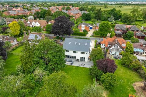 6 bedroom detached house for sale, New Road, Aston Clinton, Aylesbury