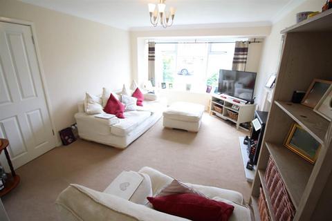 3 bedroom house to rent, Denham Drive, Seaton Delaval, Whitley Bay